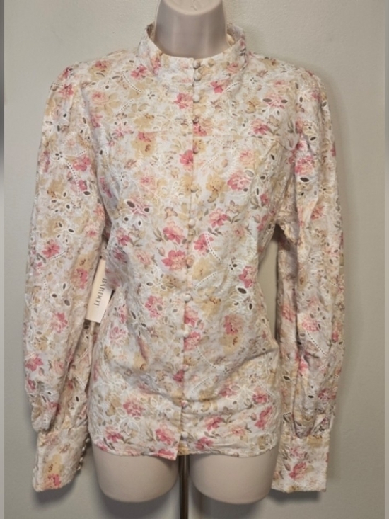 Bardot Tops - NWT Bardot Hendry Floral Eyelet Button-Down Top - Vintage Floral XL
